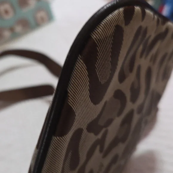 NINE WEST PURSE - Picture 4 of 8